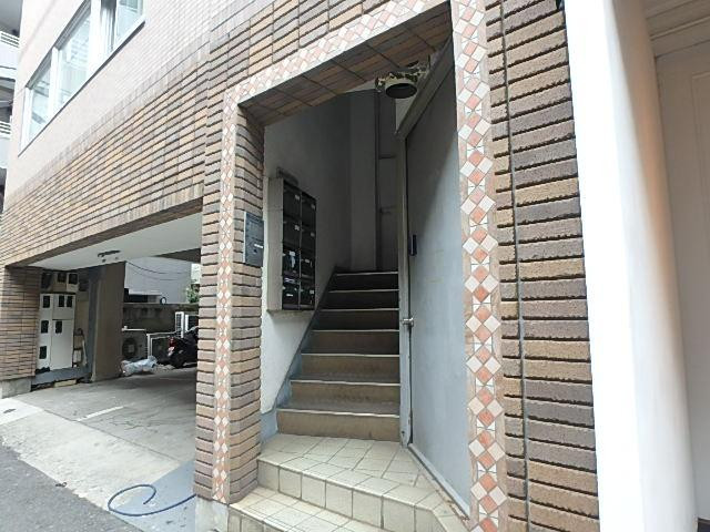 エグゼクティブアパートメントエントランス②