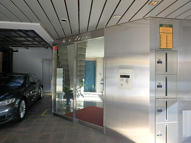 ガーデニア六本木エントランス①