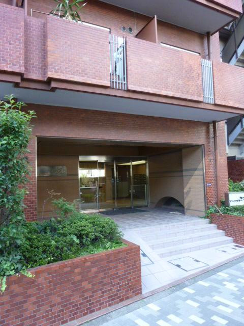 豊栄アンバサダー六本木エントランス①