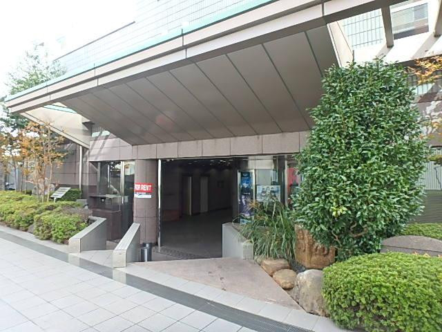 高會堂（コウカイドウ）ビルエントランス①