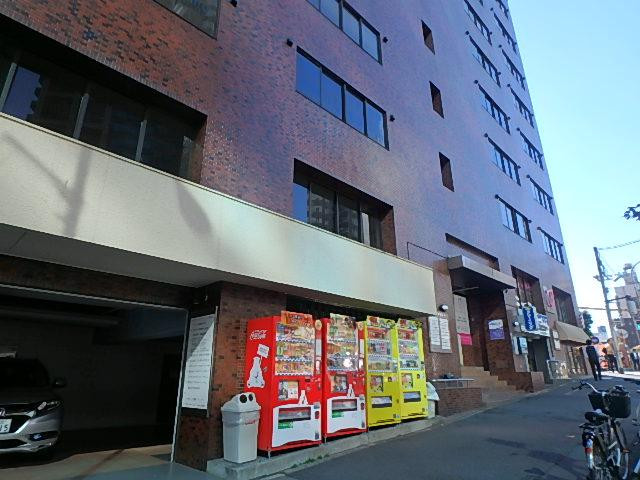 落合麻布台ビルエントランス①