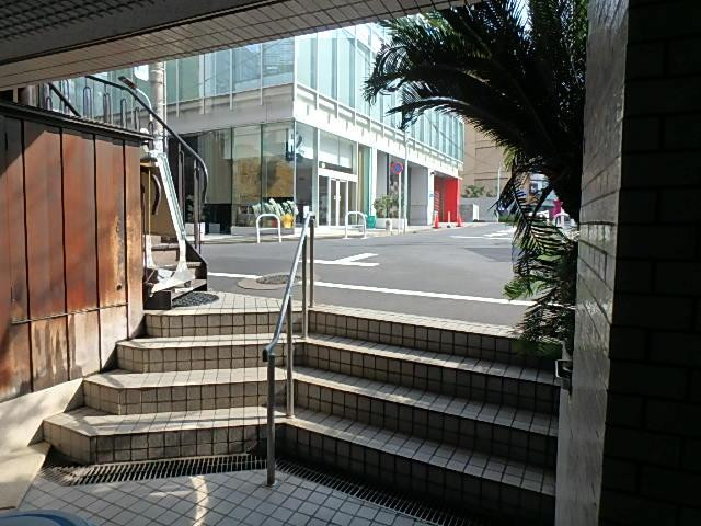 六本木高橋ビルホール⑤