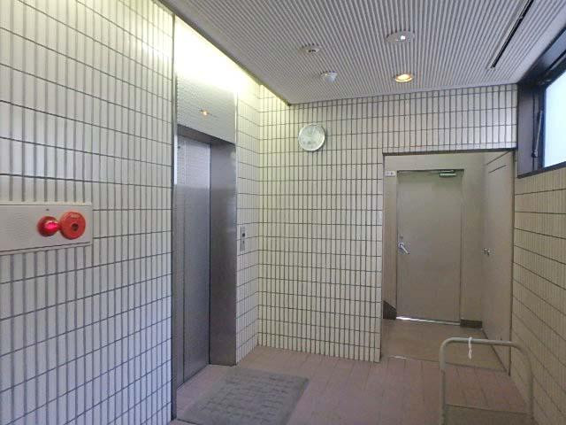 六本木ＭＹビルホール①