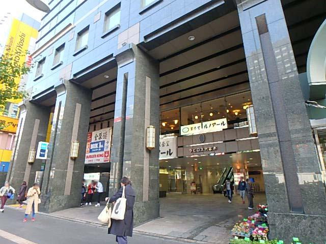 ラピロス六本木エントランス①