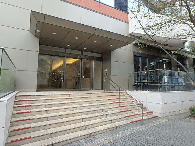 六本木ヒルズけやき坂テラスエントランス①