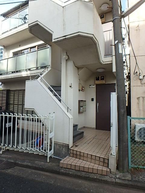 エントランス①