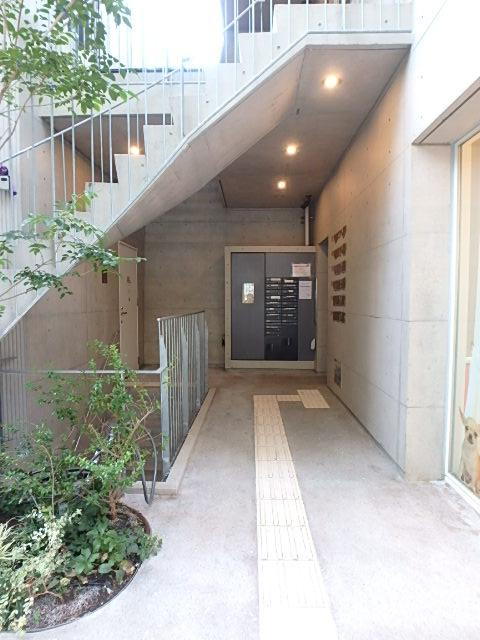 エントランス③