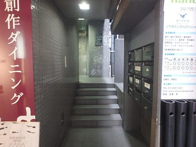 ホール②