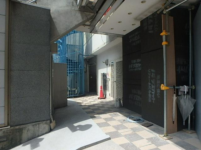 エントランス②