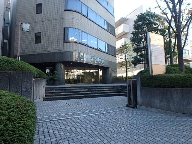 エントランス①