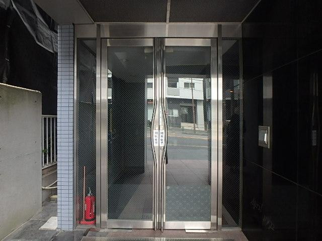滝澤ビルエントランス②