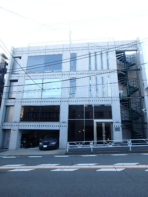 ＷＡＲＮＥＲビル（ワーナー）外観①(メイン)