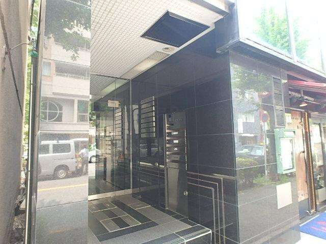 ＵＮパークビルエントランス①