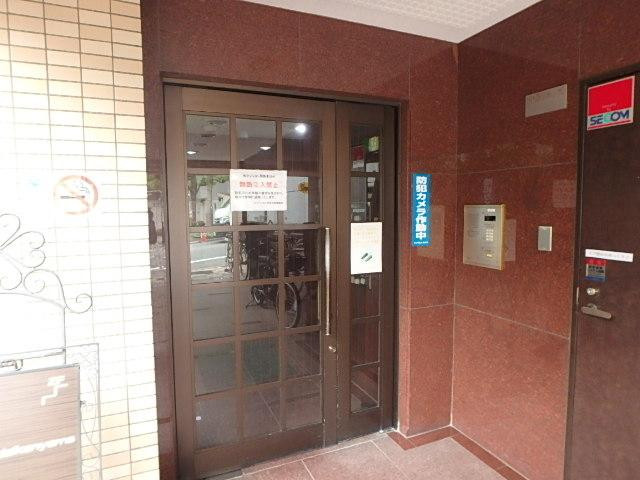 ホール①