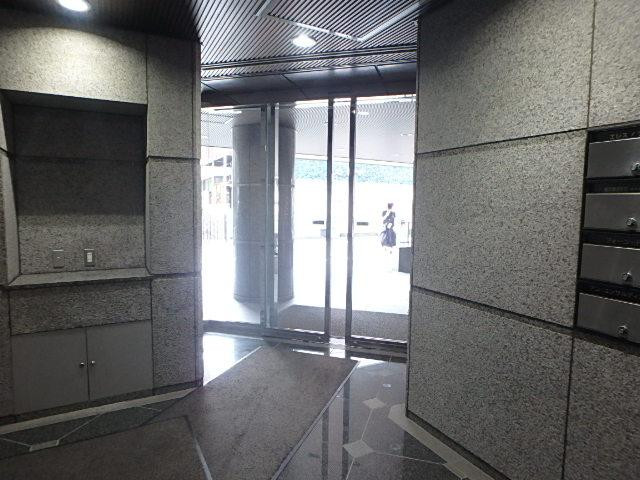 モワビルホール③