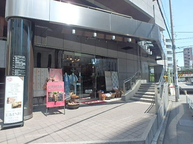 第２８荒井ビルエントランス①