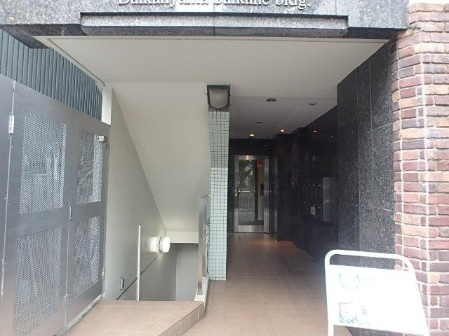 エントランス②