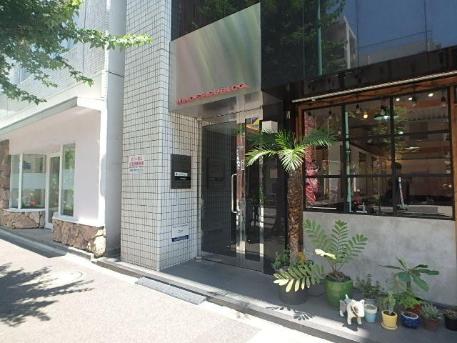 ウィンド恵比寿ビルエントランス①