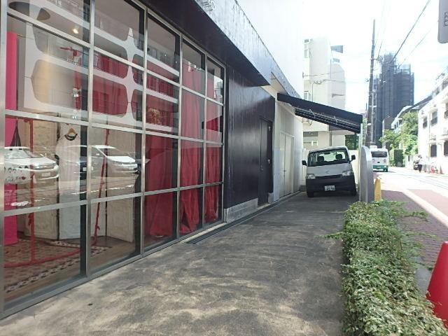 代官山ＭＢビルエントランス②