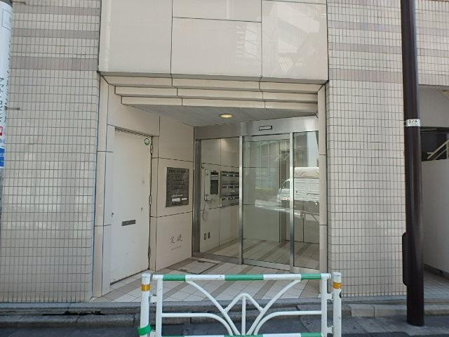 恵比寿ＯＴビルエントランス①