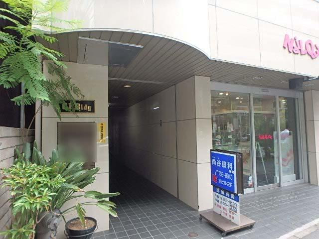 エントランス①