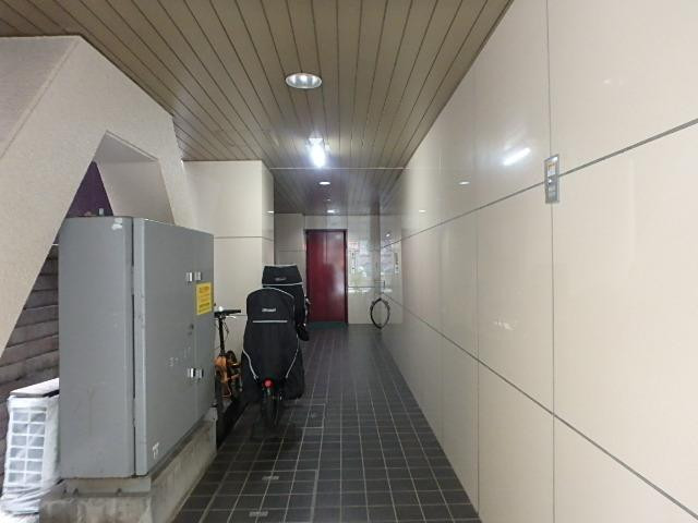 ホール①