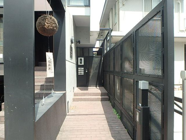 ＥＢＩＳＵ　ＴＡＥＭＳ　ＣＯＵＲＴエントランス②