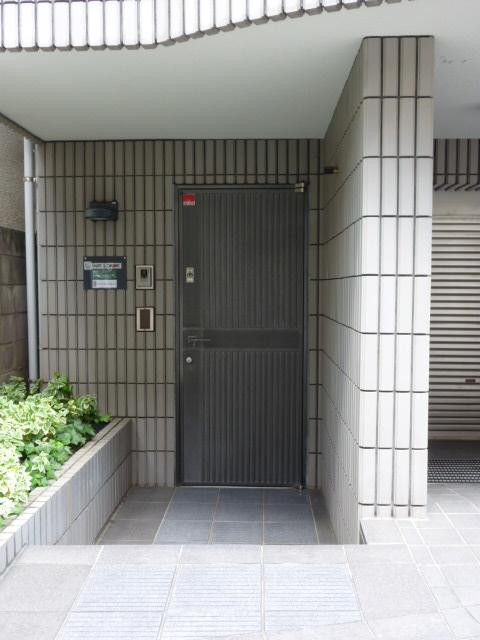 エントランス①
