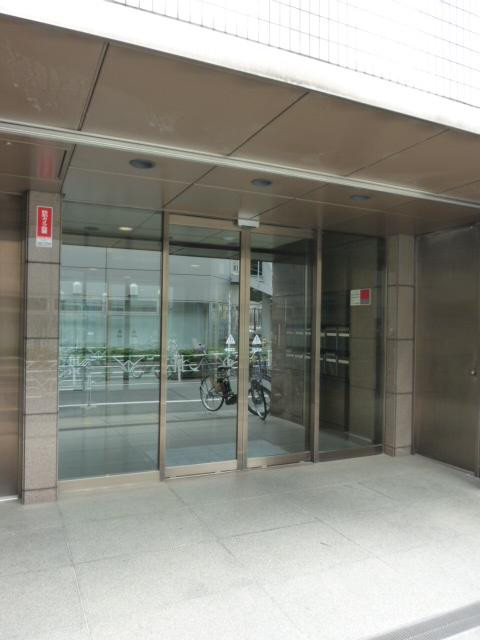 元代々木サンサンビルエントランス①