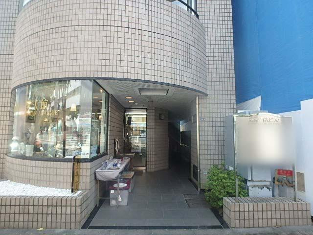 広尾ＡＫビルエントランス①