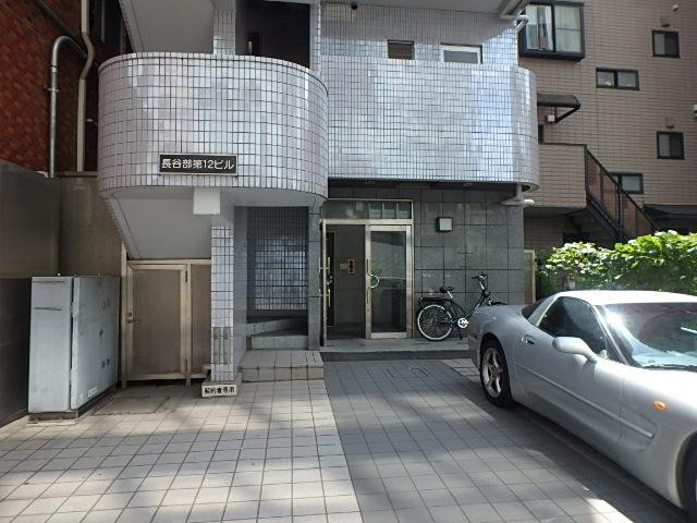 長谷部第１２ビルエントランス①
