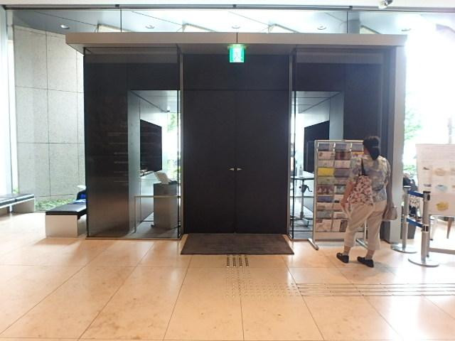 ホール③