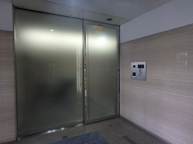 ホール①