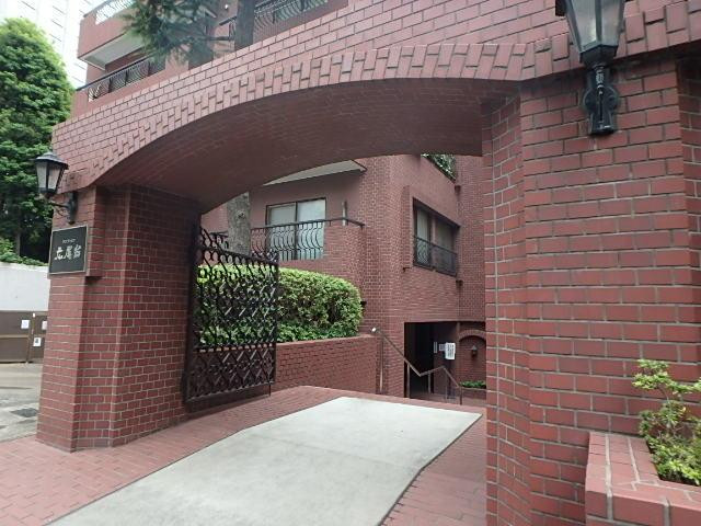 マンション広尾台エントランス①