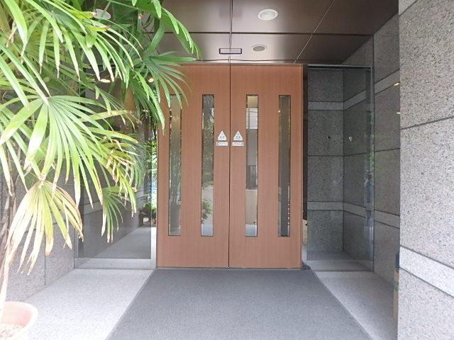 ヴィラアオヤマエントランス②