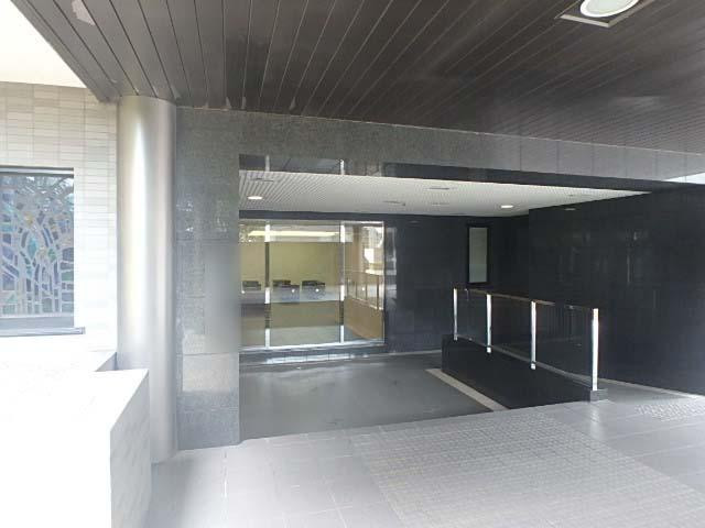 ルピナス渋谷桜丘ガーデンコートエントランス②