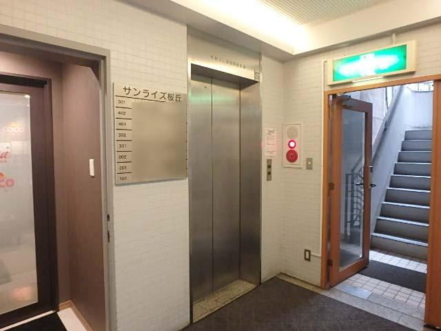 ホール②