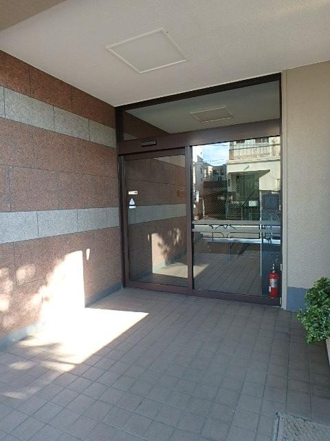 小鳩マンションエントランス③