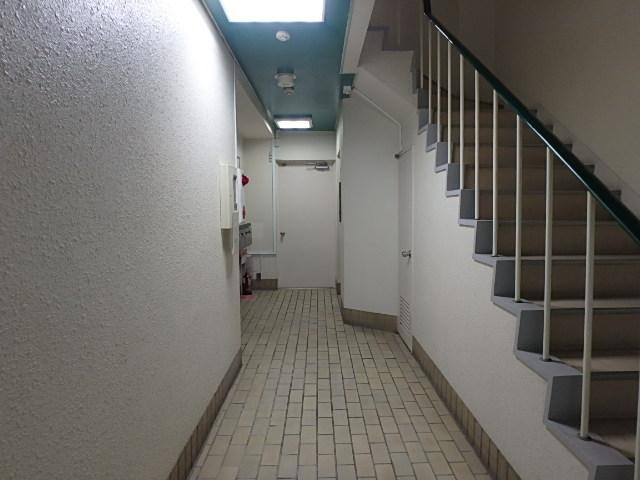 アートビルホール①