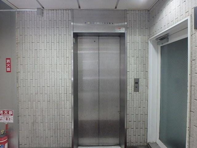 ホール③