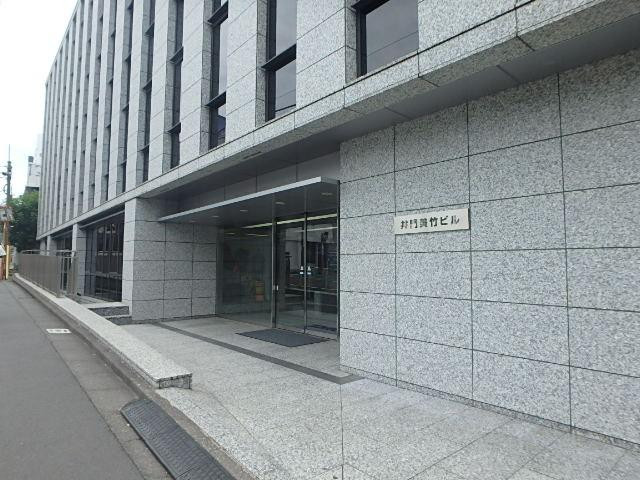井門美竹ビルエントランス①