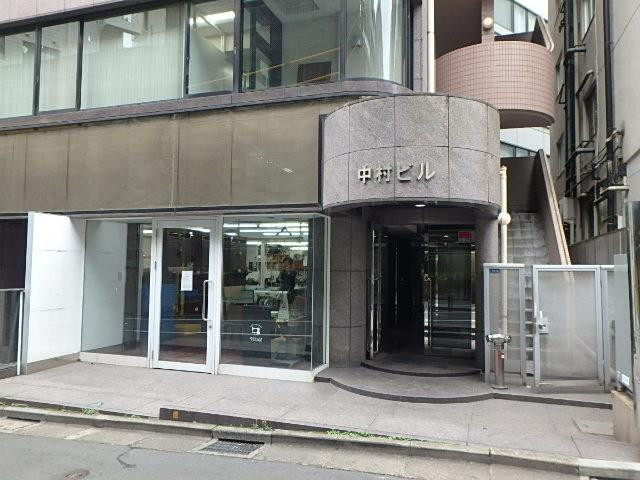 中村ビルエントランス①