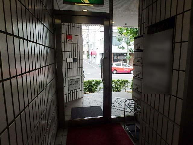 ホール③