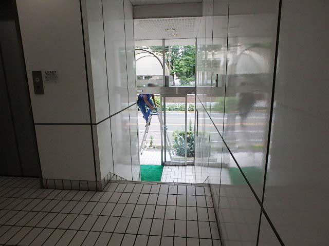 ホール④