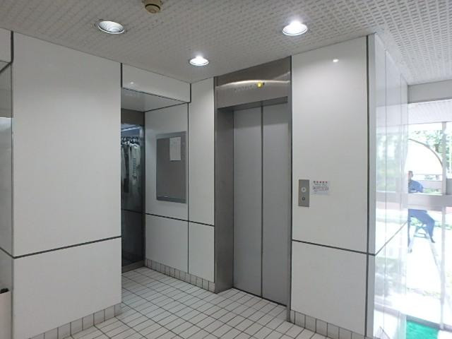 ホール②