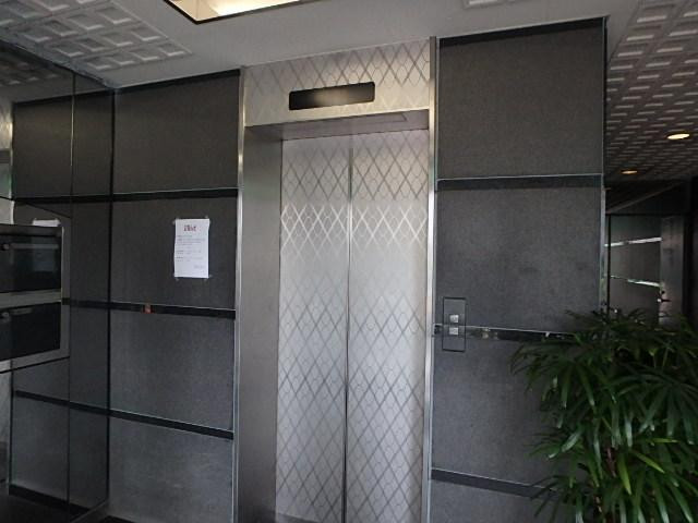 ２１０野村ビルホール②