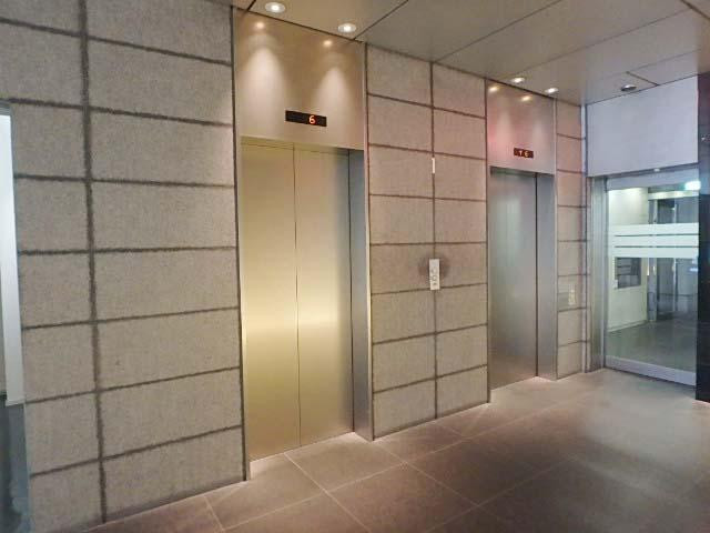 ホール②