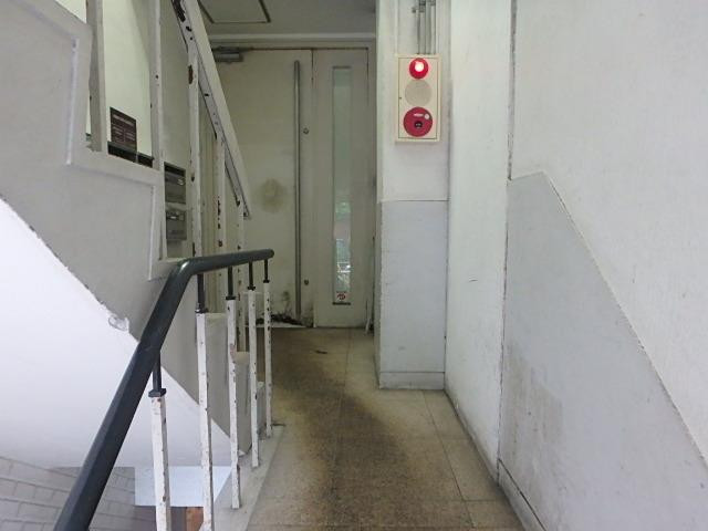 エントランス②