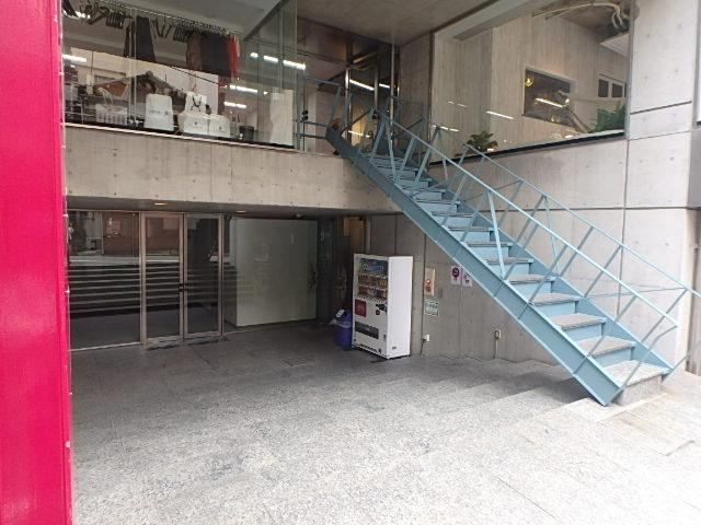 渋谷イーストプレイスエントランス②