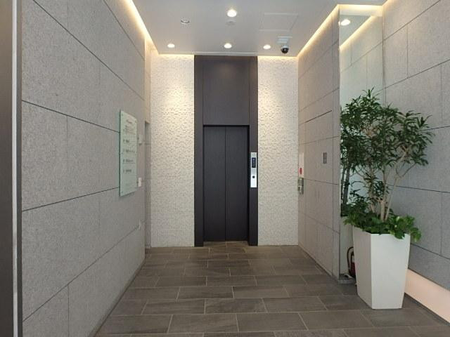 渋谷サウスビルホール①